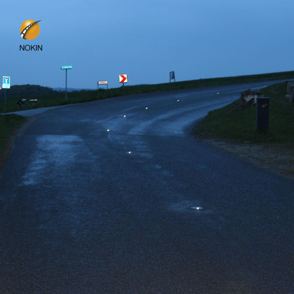 Yellow Cat Eye Road Stud Light For Road Safety